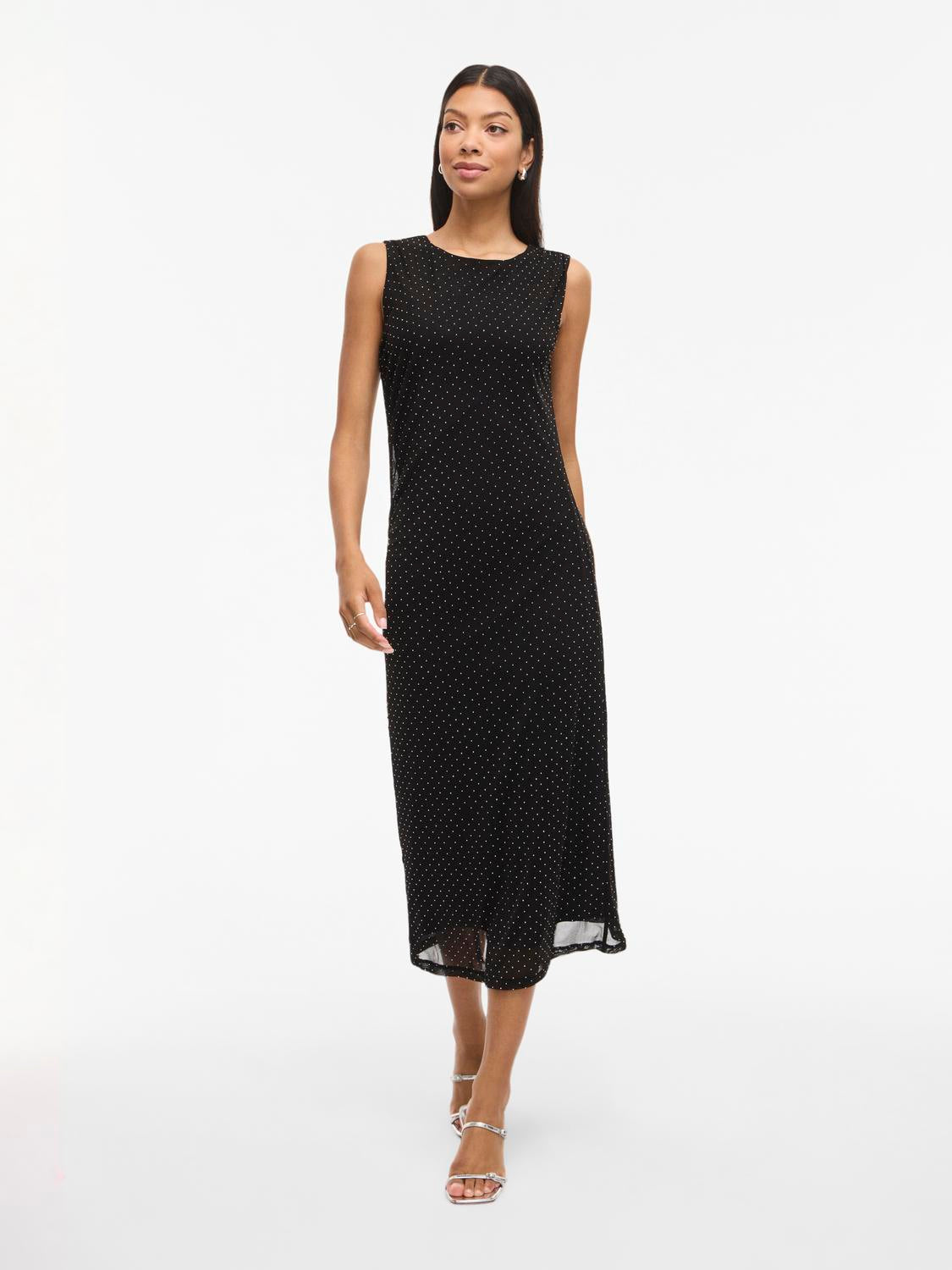 model_shot-front